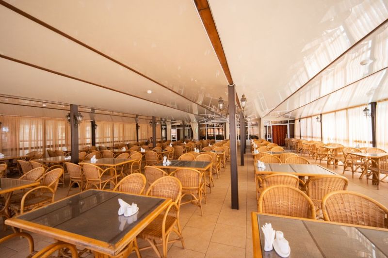 Курортный отель "Ателика Гранд Меридиан"