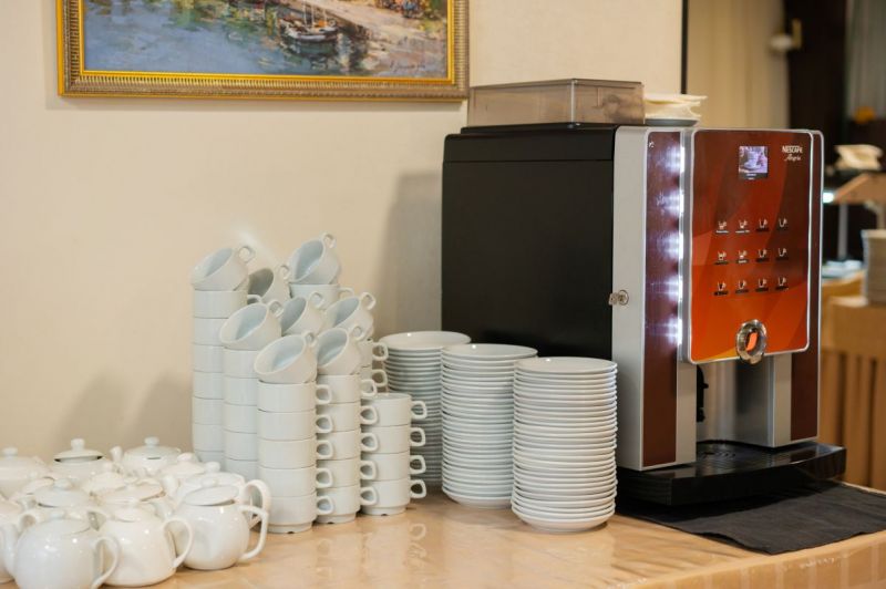 Курортный отель "Ателика Гранд Меридиан"